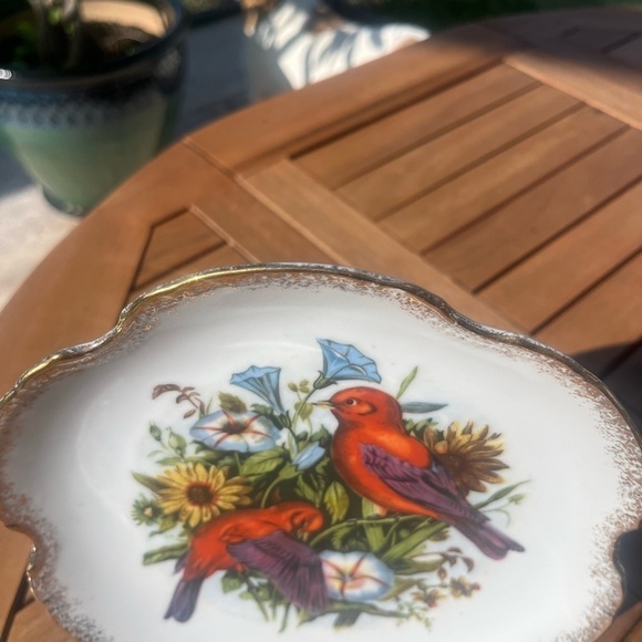 Vintage Japanese Hand Painted  Bird Plate with Scalloped Edges and 22kt Gold. - Picture 5 of 7